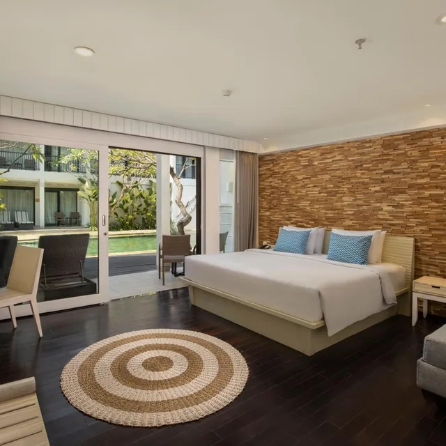 Deluxe, Pool Side، Sono Belle Bali Legian 6/9