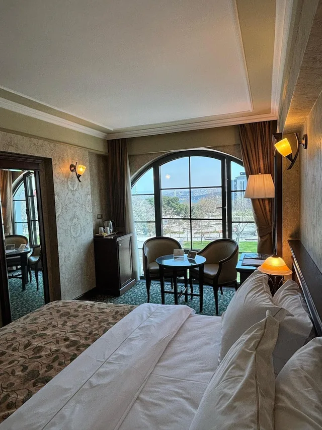 غرفة ديلوكس بسرير كوين بإطلالة على المتنزه، Germir Palas Hotel 8/10