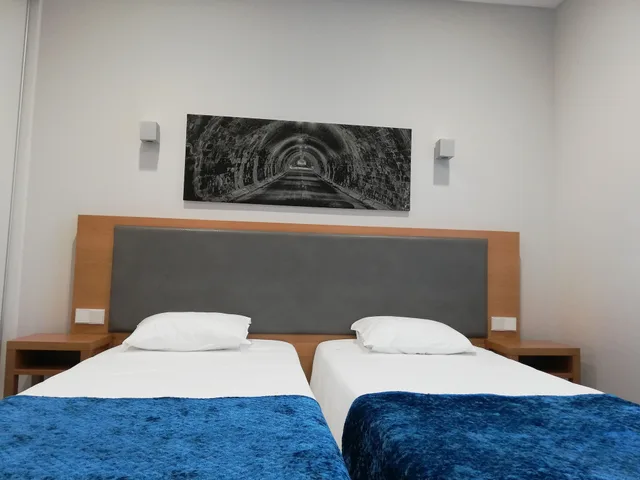 شقة بسرير كوين وسريرين منفصلين بغرفتي نوم مع أريكة، Whales Bay Hotel Apartamentos 3/4