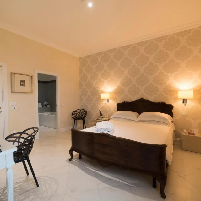 Superior, Double Bed, Hotel Altavilla 1/5