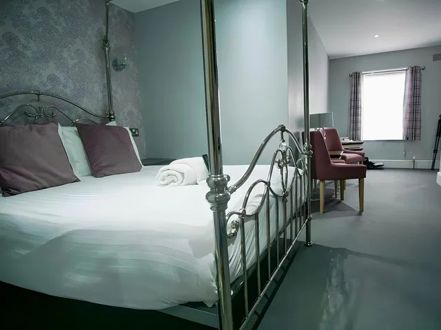Room, Double Bed, THE STAR HOTEL 6/10
