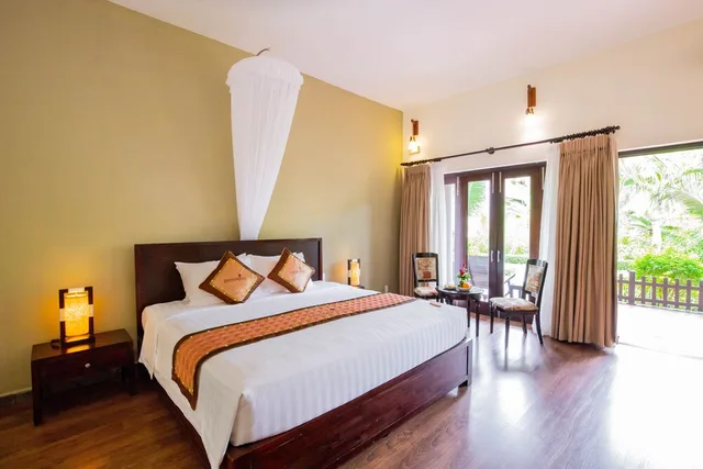 بنغل بسرير كينج بإطلالة على الحديقة، Diamond Bay Resort & Spa 8/10