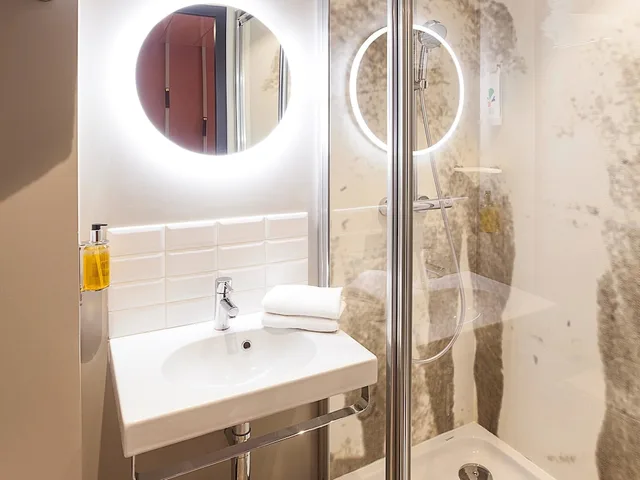 Suite, Double Bed, Sofa, Ibis Styles Paris 16 Boulogne 7/7