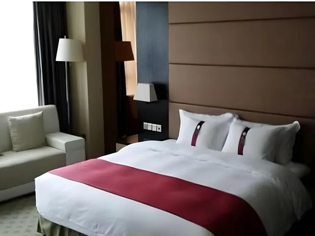غرفة ديلوكس بسريرين منفصلين، Holiday Inn Nantong Oasis International 1/4