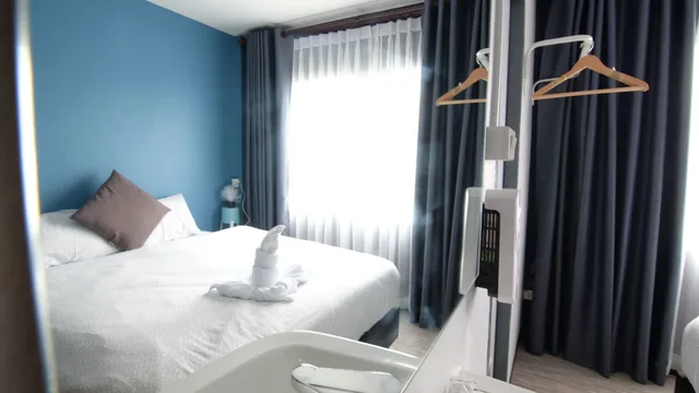 Family, 3 Queen Beds, Sleep With Me Bangkok - BTS Phra Khanong 1/5