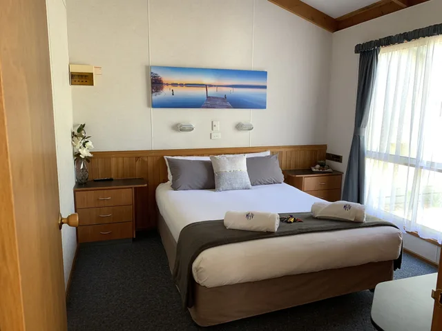 2 Bedrooms, Luxury, Villa, 2 Queen Beds, METUNG HOLIDAY VILLAS 5/9