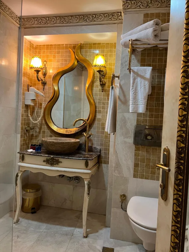 غرفة قياسية بسرير كينج، Hotel Buyuk Hamit 6/10