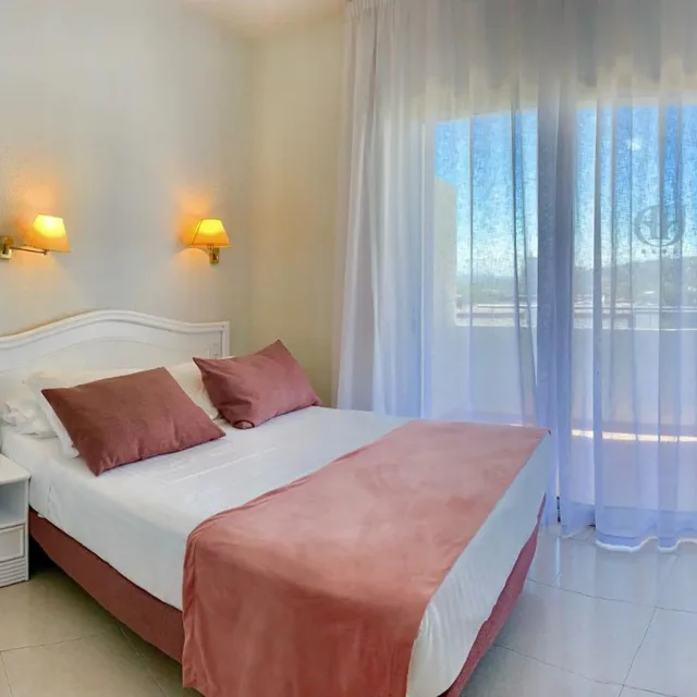 غرفة أساسية بسرير مزدوج، Hotel Aromar 2/4