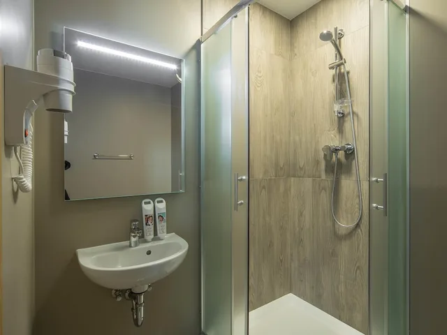 Standard, Twin Beds, Ibis Riga Centre 7/10