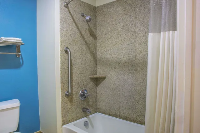Efficiency, Standard, King Bed، Days Inn By Wyndham Humble/Houston Intercontinental Airport 9/9