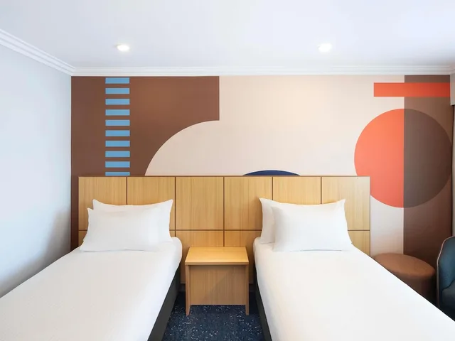 غرفة قياسية بسريرين منفصلين، ibis Styles Sydney Central 2/7