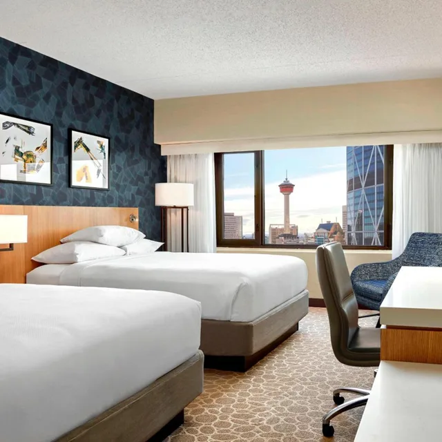 غرفة بسرير كينج وسريرين كوين، Delta Calgary Downtown 2/17