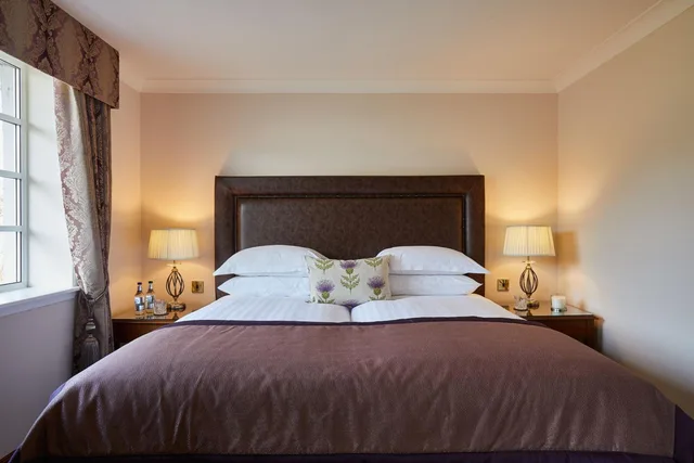 Super, Deluxe, King Bed، Macdonald Drumossie Hotel 1/5