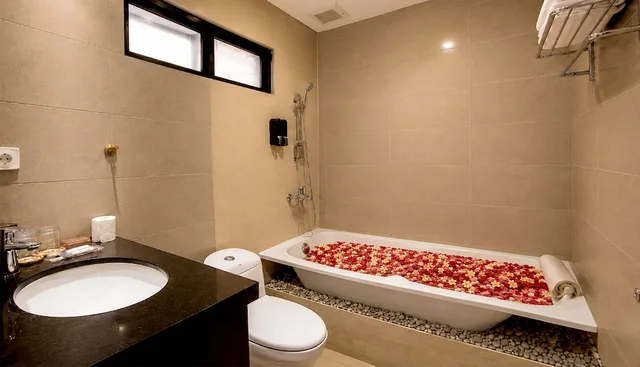 Deluxe, King Bed, Pool View, The Visala Boutique Suites Seminyak 7/10