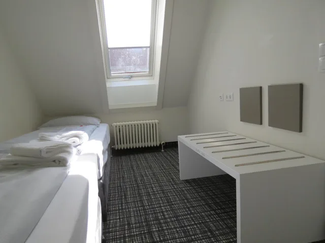 غرفة قياسية رباعية بسرير فردي، Comfor Hotel 3/7