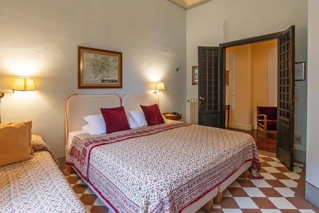 غرفة أساسية ثلاثية، Bonifacio Hotel 4/10