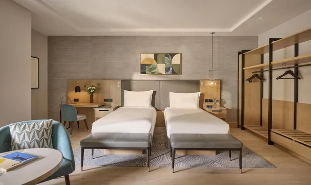 غرفة بريميوم بسريرين منفصلين، Hyatt Regency London Olympia 2/4