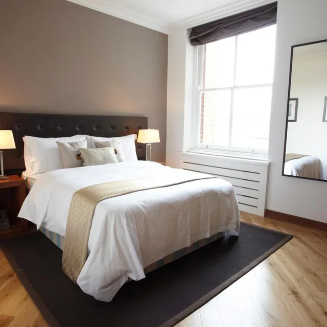 Deluxe, Suite, Sofa, Presidential Apartments - Kensington 3/7