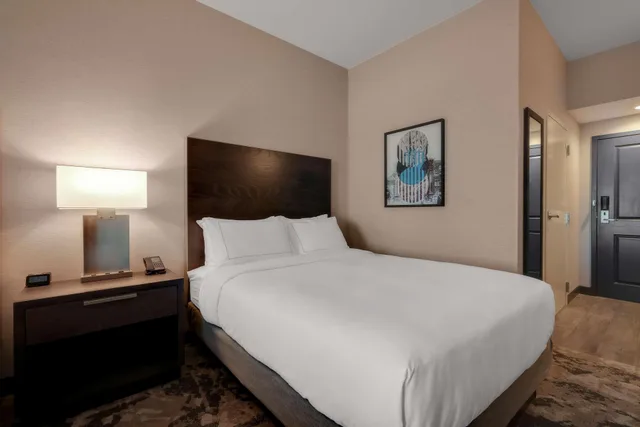 جناح بسريرين كوين، DoubleTree by Hilton Denver International Airport (ex. Holiday Inn Hotel And Suites) 2/2