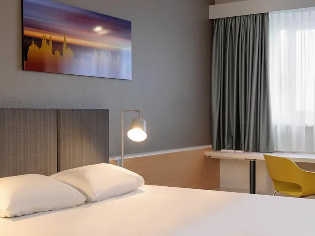 غرفة قياسية بسريرين منفصلين، Ibis Wuerzburg City 5/8