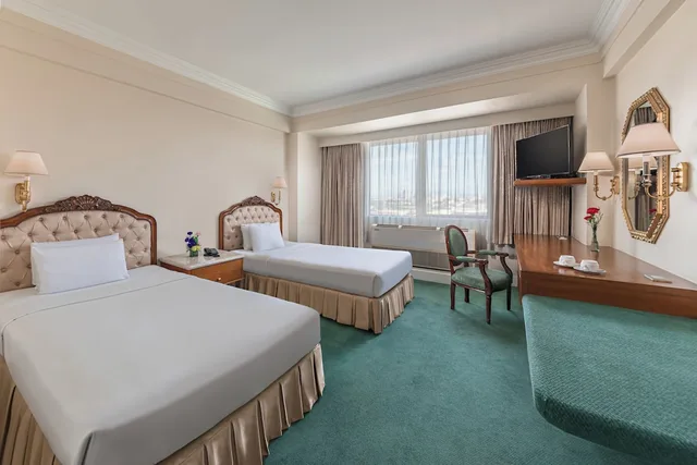 غرفة ديلوكس بسريرين منفصلين، Manila Prince Hotel 1/7