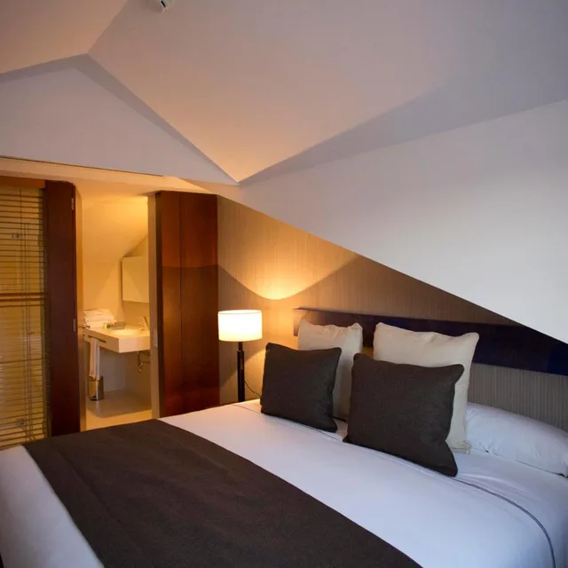 جناح دوبلكس، Carris Porto Ribeira 6/10