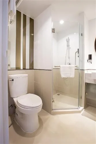Superior, Queen Bed, Vince Hotel Bangkok Pratunam 2/2