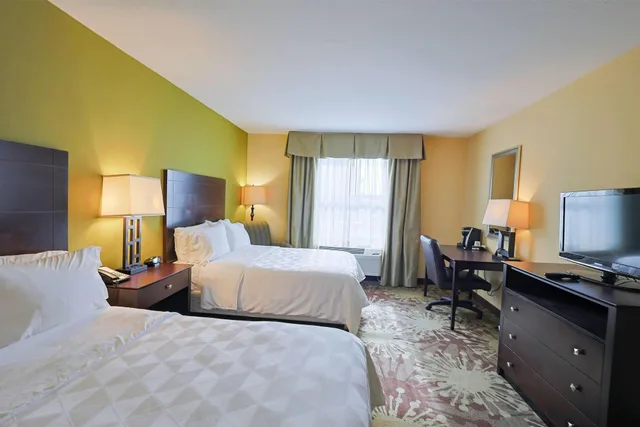 Suite, Multiple Beds, Accessible، Hotel Gurnee 2/3