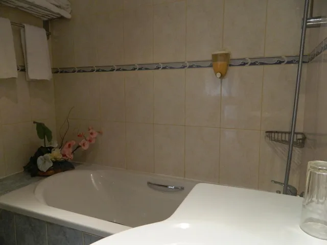 غرفة ثلاثية بسرير فردي، M. Moniatis Hotel 10/10