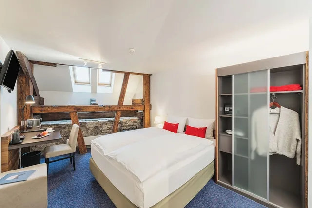 غرفة سوبيريور بسريرين منفصلين، Sorell Hotel Rueden 1/4