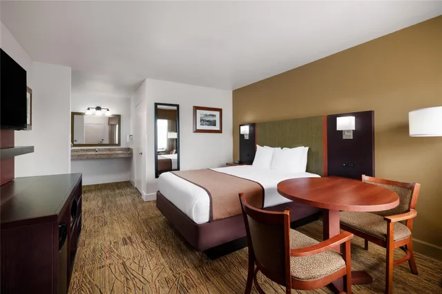 غرفة بسرير كوين لذوي الإعاقة، Best Western Discovery Inn 3/5