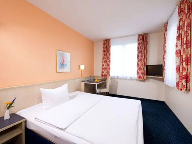 غرفة بزنس مفردة، ACHAT Hotel Leipzig Messe 1/3