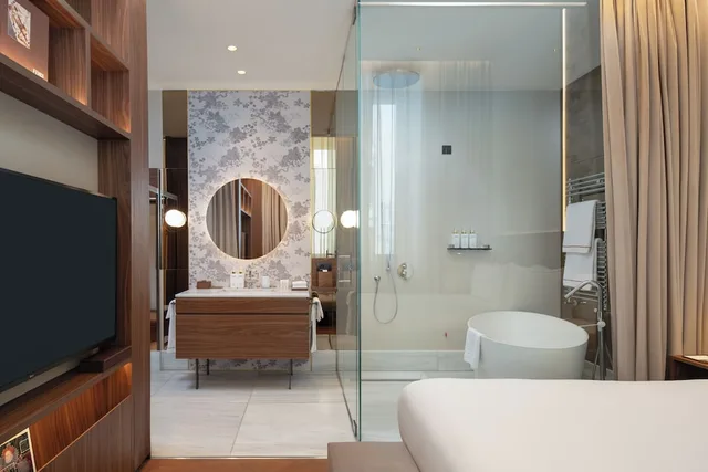 Suite, Twin Beds, Duomo View, Balcony، Palazzo Cordusio Gran Melia 2/2