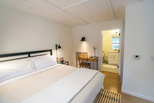 Junior Suite, Lodge, King Bed، Glendeven Inn 1/5