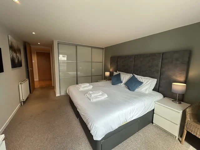 شقة بسريرين كينج، Tolbooth Apartments 3/10