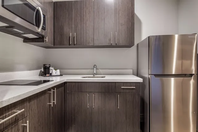 غرفة قياسية بسرير كينج، Studio6 Deer Park, TX 9/10