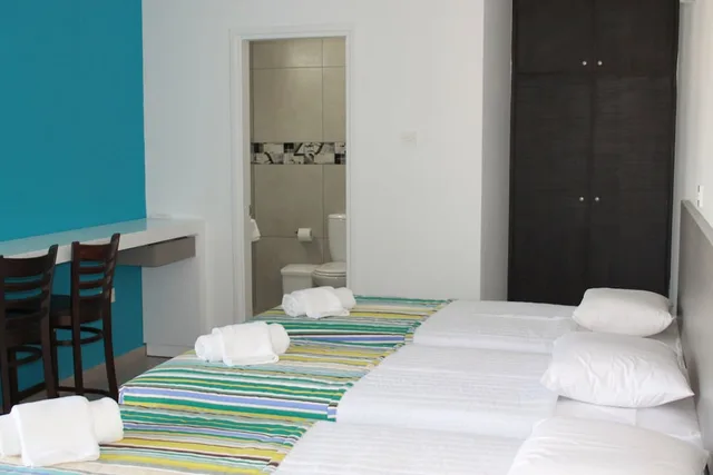 غرفة سوبيريور ثلاثية بفراش فوتون وسريرين منفصلين، A. Maos Hotel Apartments 4/6