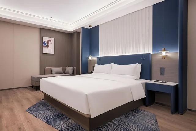 غرفة تنفيذية بسرير كينج، Novotel Wuxi Sanyang Plaza 2/6
