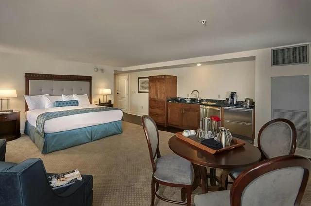 Studio, Accessible, The Edgewater 1/1