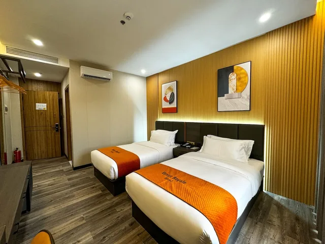 غرفة سوبيريور بسريرين منفصلين، Venus Royale Hotel 1/2