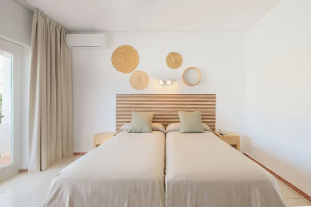 غرفة قياسية بسرير مزدوج، Azuline Hotel Mediterraneo 3/7