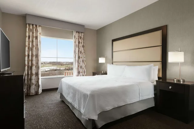 جناح بسرير كينج وسريرين كوين، Homewood Suites by Hilton York 1/5