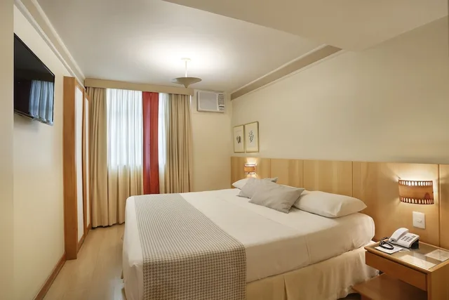 غرفة ديلوكس بثلاثة أسرّة، Mirasol Copacabana Hotel 9/10