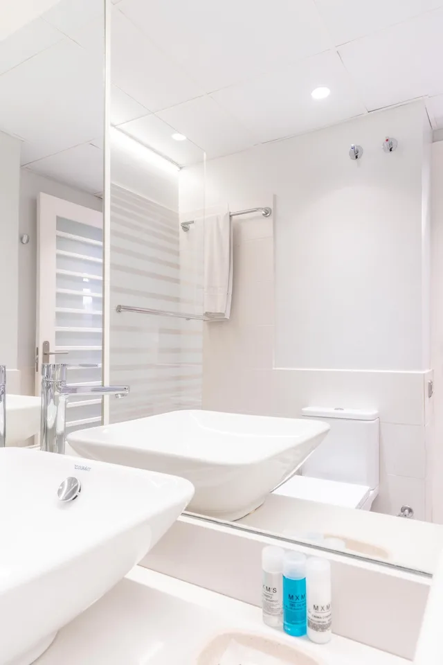 غرفة مفردة بسرير مزدوج، Serennia Fira Gran Via Exclusive Rooms 5/5