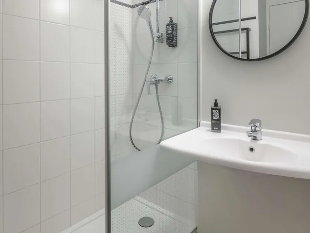 Room, Twin Beds, with Extra Bed, Ibis St Malo La Madeleine 9/10