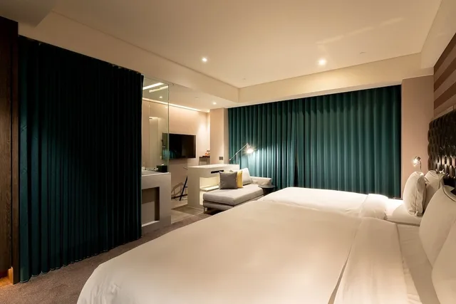غرفة تنفيذية ثلاثية بسرير كينج وسرير فردي بغرفة نوم واحدة، Starhaus Hotel 1/3