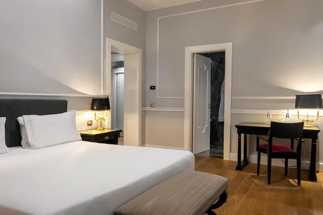 Prestige, Double Bed, Grand Hotel Et Des Palmes 1/3