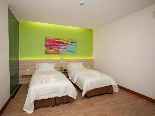 غرفة ديلوكس بسريرين منفصلين، A+ Plus Boutique Hotel 2/3