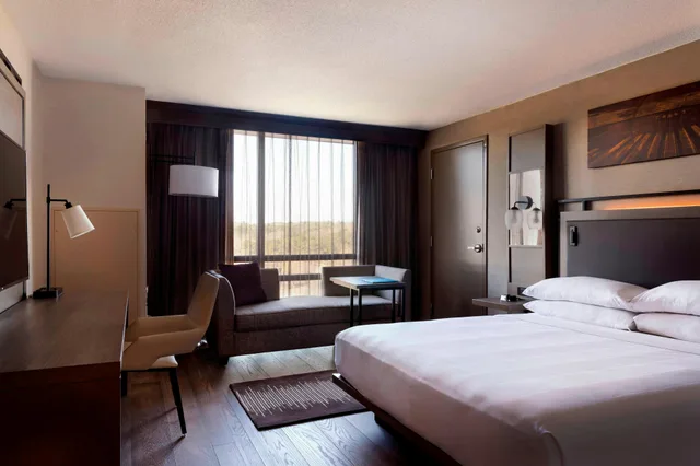 غرفة، Atlanta Marriott Northeast/Emory Area 1/2