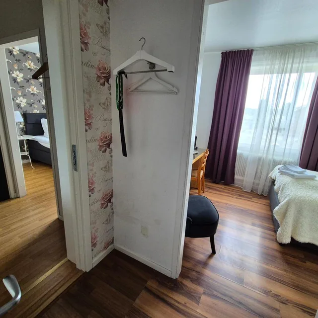 غرفة عائلية بسرير مزدوج، Smålandsstenar Hotell 9/10